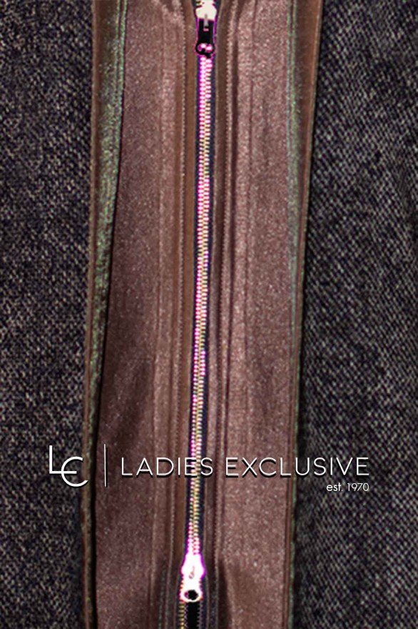 BELLA P. Ημίπαλτο μπουκλέ με κρυφό φερμουάρ