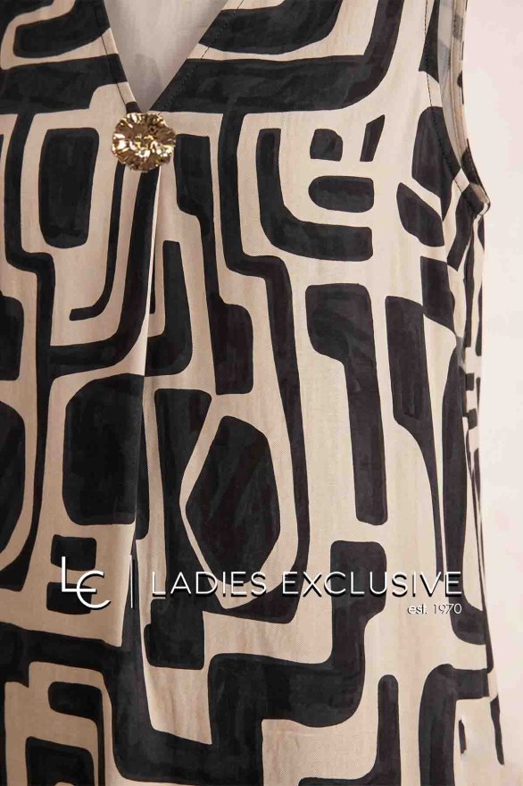 FIBES Φόρεμα αμάνικο σε άνετη γραμμή