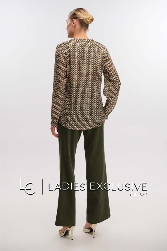 FIBES Πουκάμισο με άνοιγμα v και σούρα στο μανίκι